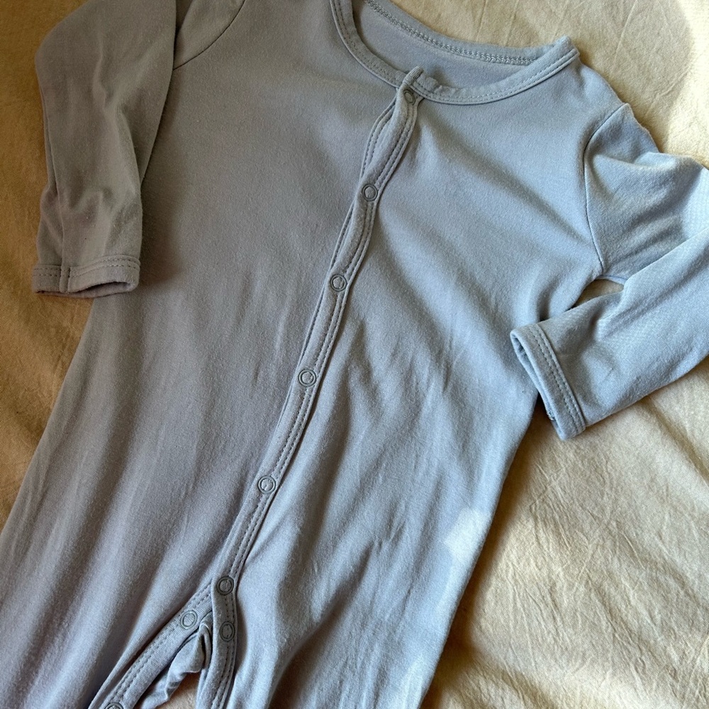 Gray kyte baby sleeper